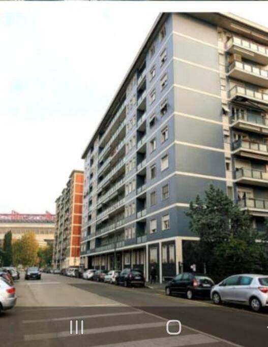 Franco Sansirohouse Rho Mi Fiera Apartment Milan Bagian luar foto